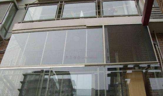 陽臺裝修玻璃窗：什麼是無框玻璃窗？