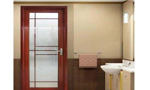 浴室門使用浴室鋁門好還是木門好？不同材質的門有哪些優缺點？