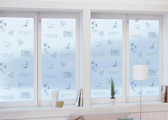 窗戶掛窗簾跟貼窗戶膜，兩者有什麼功能上的差異？